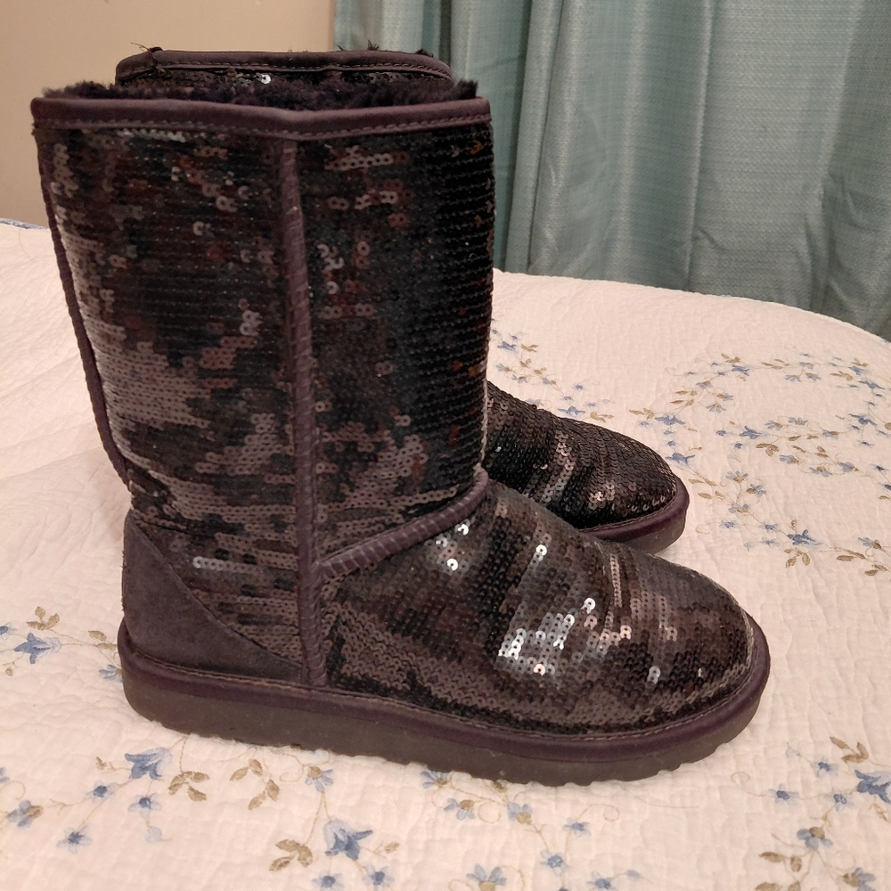 UGG Women's Sequin Boots Size 6